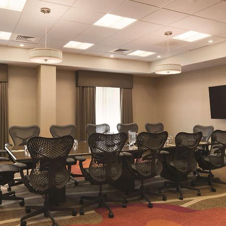 Hilton Garden Inn Wallingford/Meriden Экстерьер фото