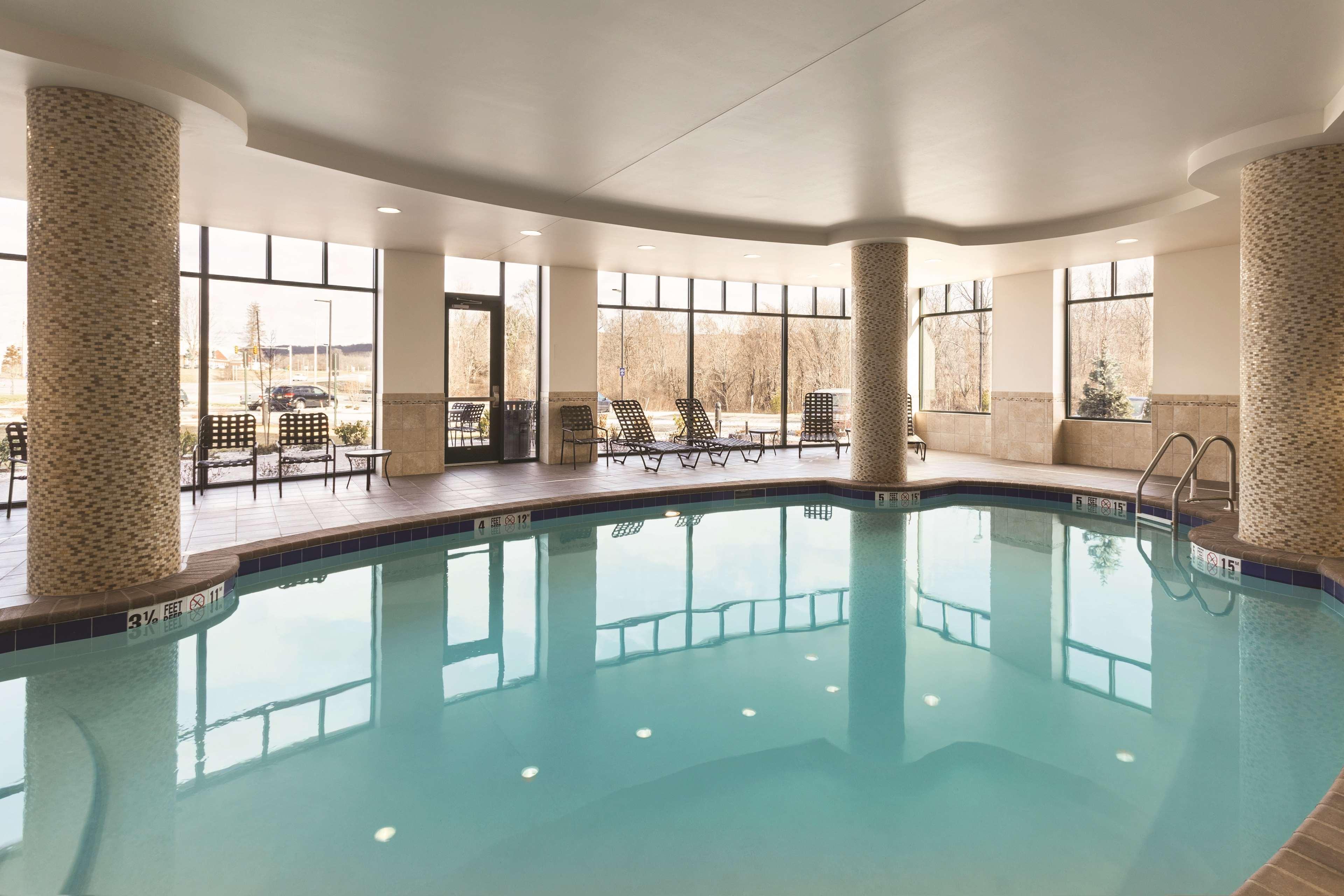 Hilton Garden Inn Wallingford/Meriden Экстерьер фото