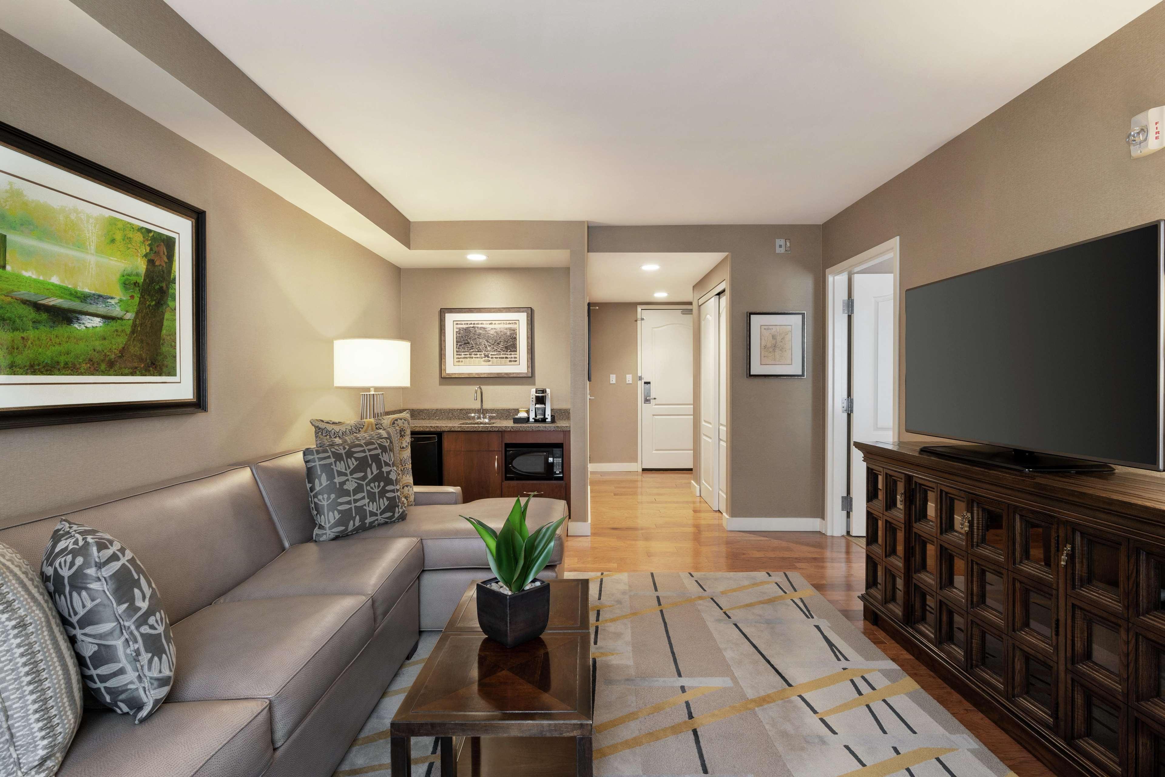 Hilton Garden Inn Wallingford/Meriden Экстерьер фото