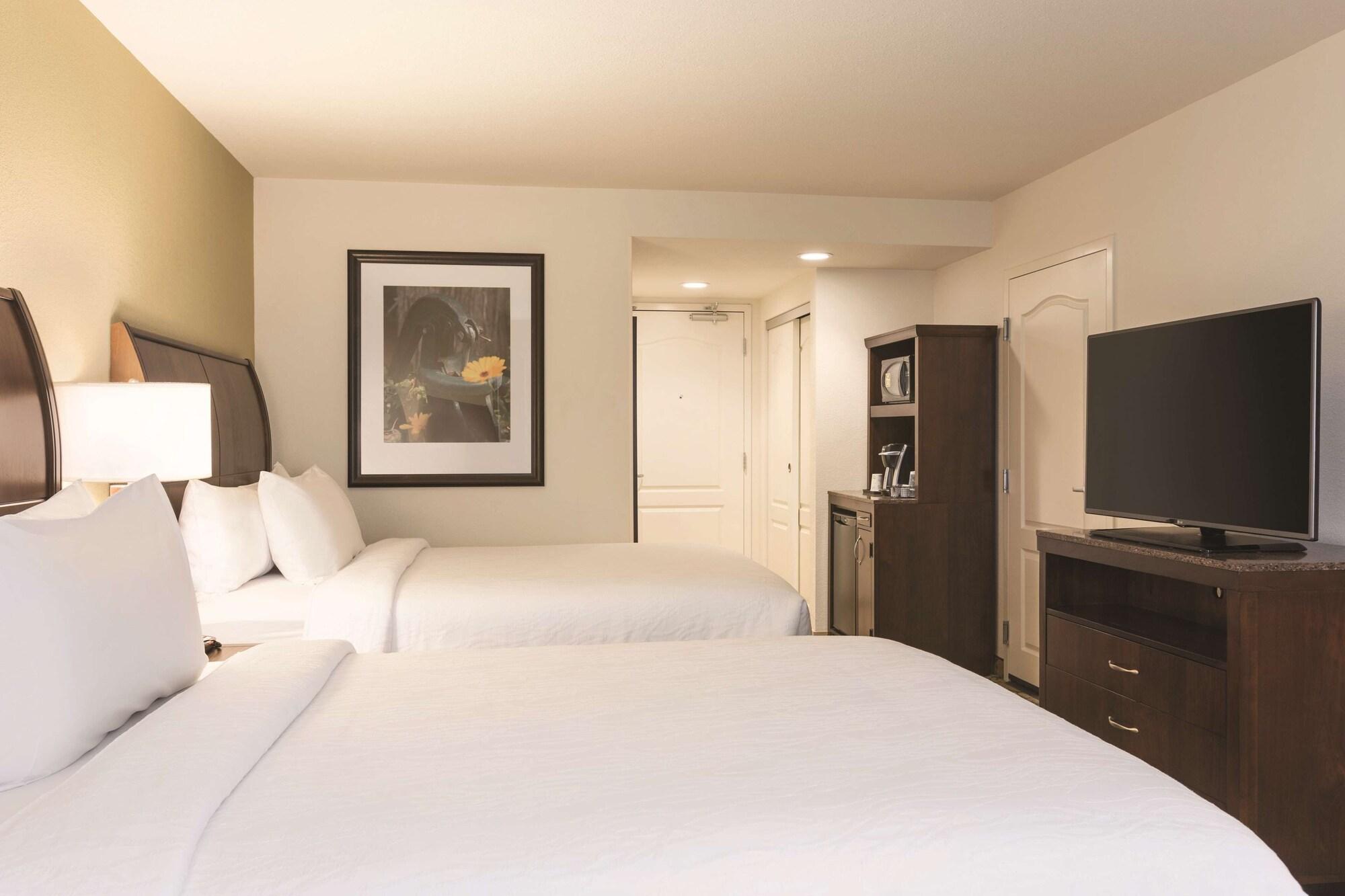 Hilton Garden Inn Wallingford/Meriden Экстерьер фото