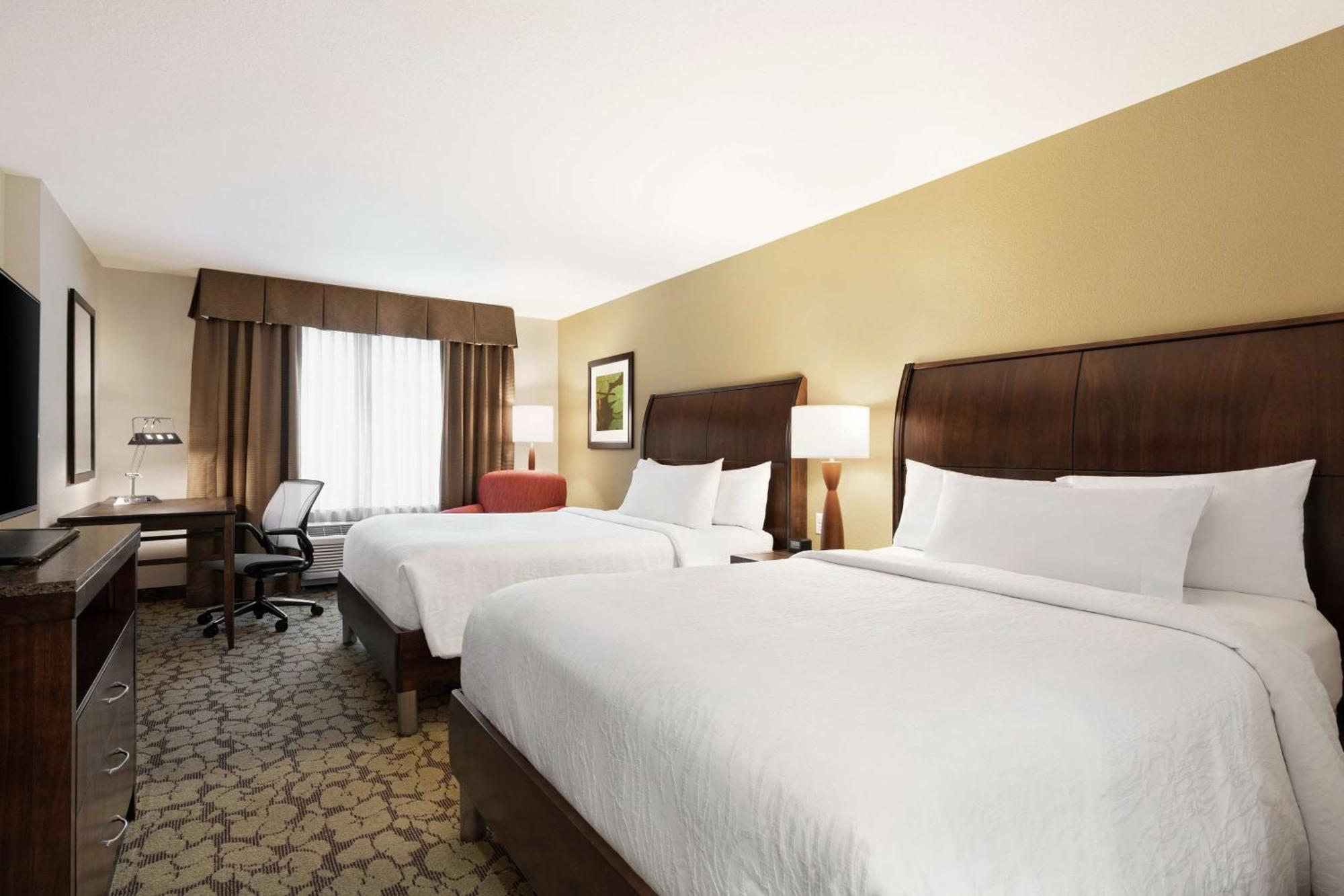 Hilton Garden Inn Wallingford/Meriden Экстерьер фото