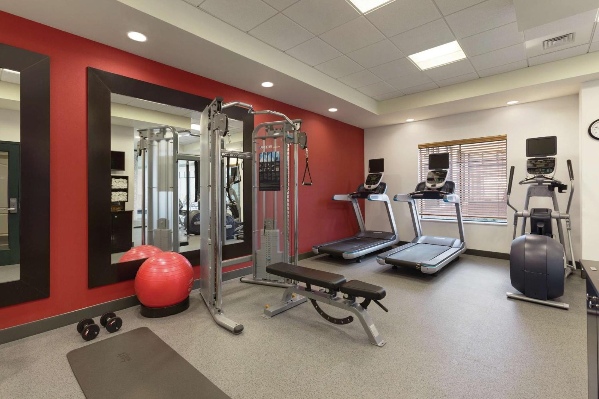 Hilton Garden Inn Wallingford/Meriden Экстерьер фото